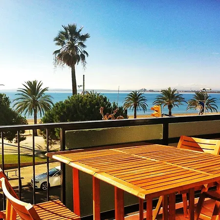 Apartamento Primera Linea De Mar Centro